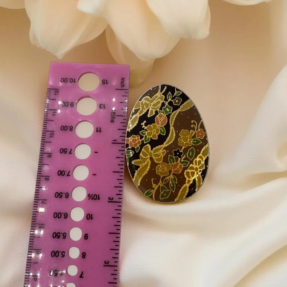 Vintage Cottagecore Floral‎ Enamel Brooch Gold Tone Oval 2
